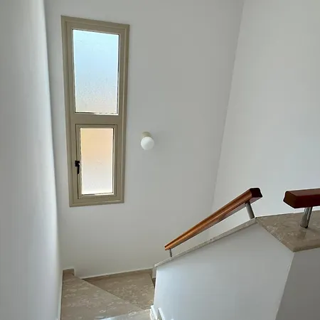 Tamaldi Side Sea View - New Renovated! * Paralimni