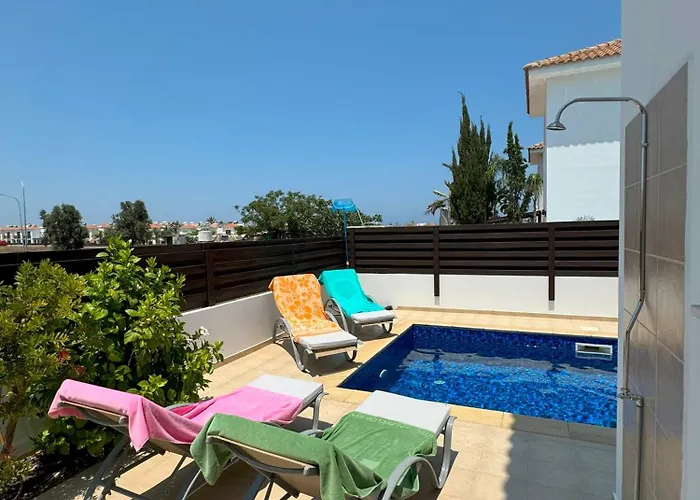 Tamaldi Side Sea View - New Renovated! * Paralimni