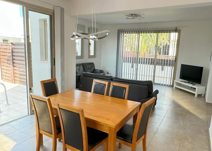 Tamaldi Side Sea View - New Renovated! וילה פאראלימני