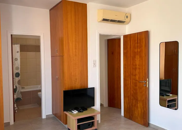 וילה Tamaldi Side Sea View - New Renovated!