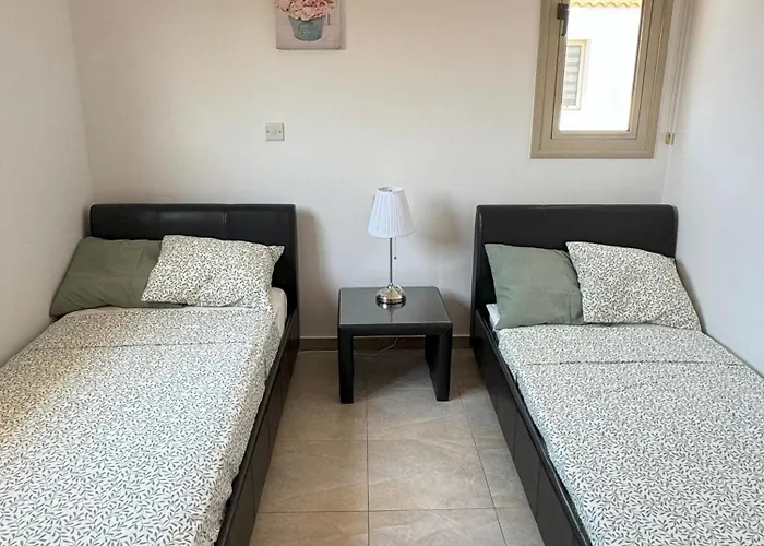 Tamaldi Side Sea View - New Renovated! * פאראלימני